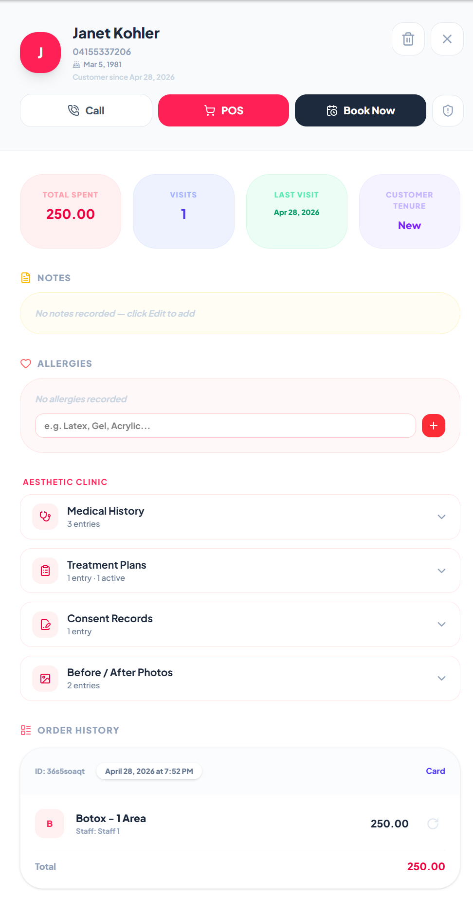 ZibaDesk Vorher/Nachher-Vergleich einer Stirnbehandlung im Side-by-Side-Format